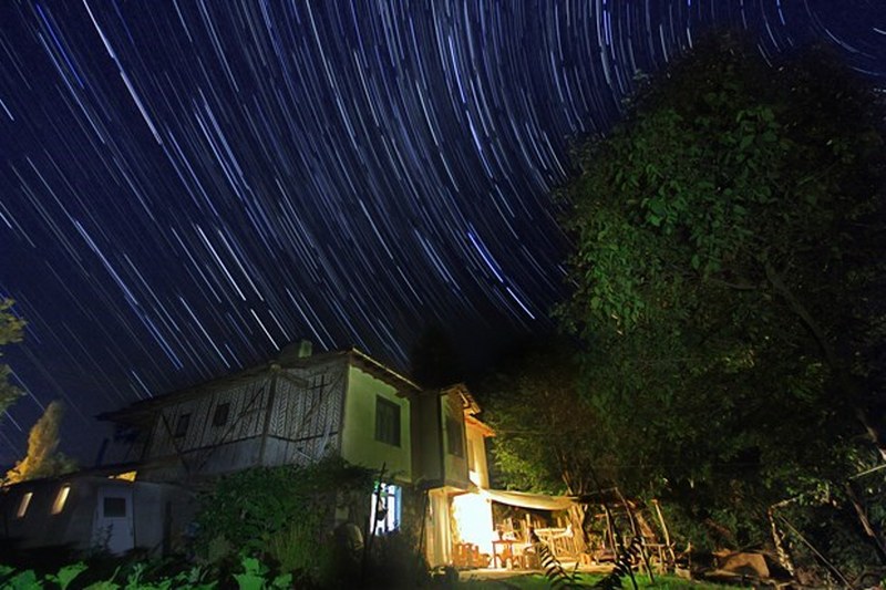 Orionid meteor yağmuru nedir? Orionid meteor yağmuru Türkiye'de nasıl izlenir? Orionid meteor yağmurunun fotoğraflarını çekmenin püf noktaları... A24