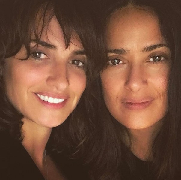 Ünlü isimlerin makyajsız hallerini görenler tanımakta güçlük çekiyor! A24