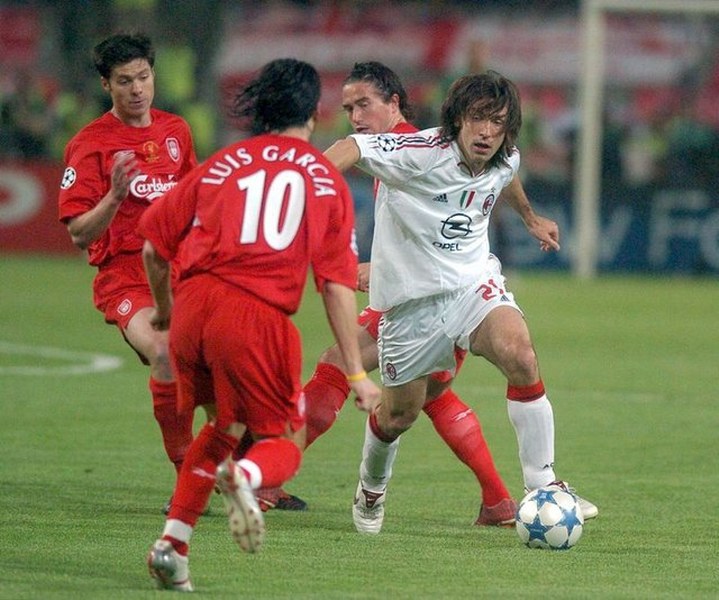 Başbakan lakaplı Pirlo futbola veda etti... A24