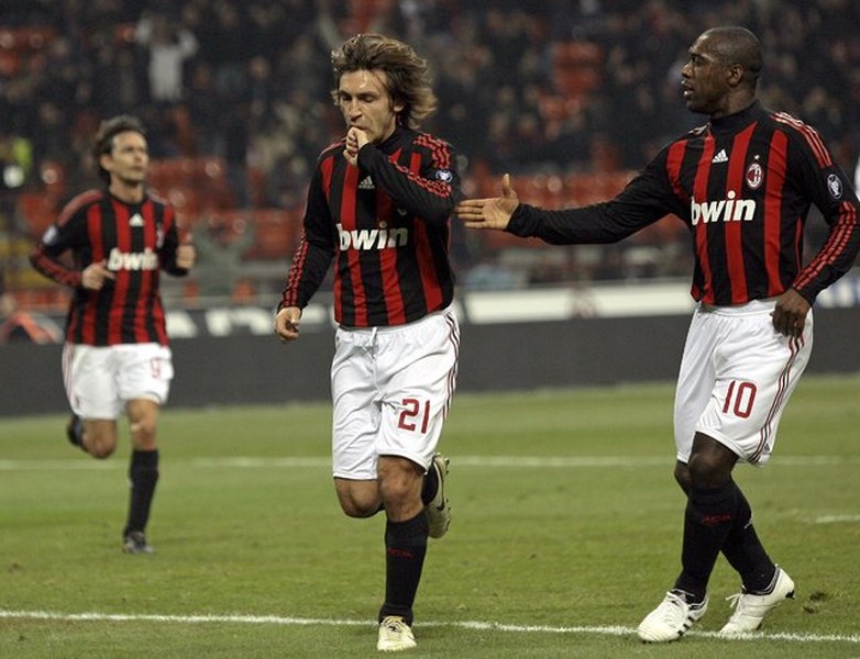 Başbakan lakaplı Pirlo futbola veda etti... A24