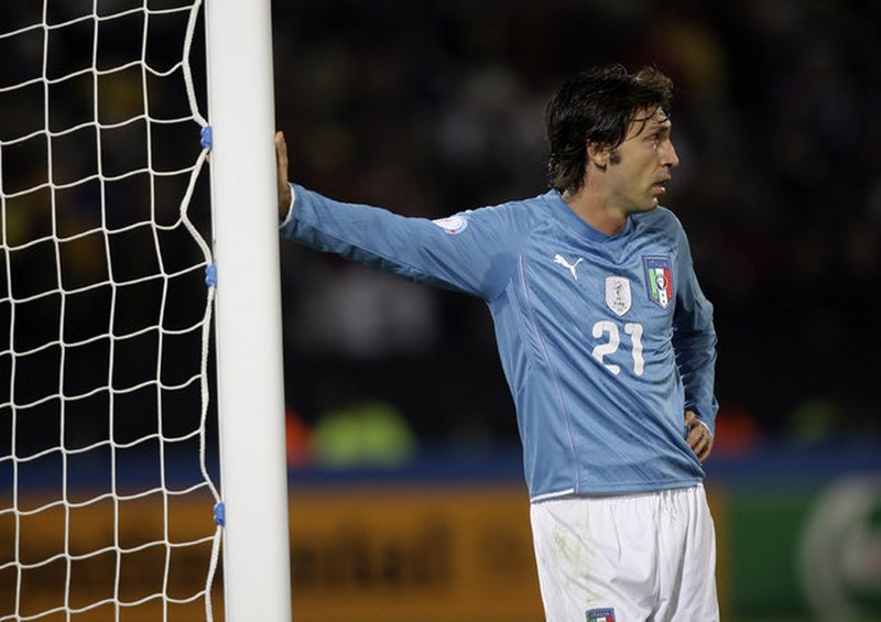 Başbakan lakaplı Pirlo futbola veda etti... A24