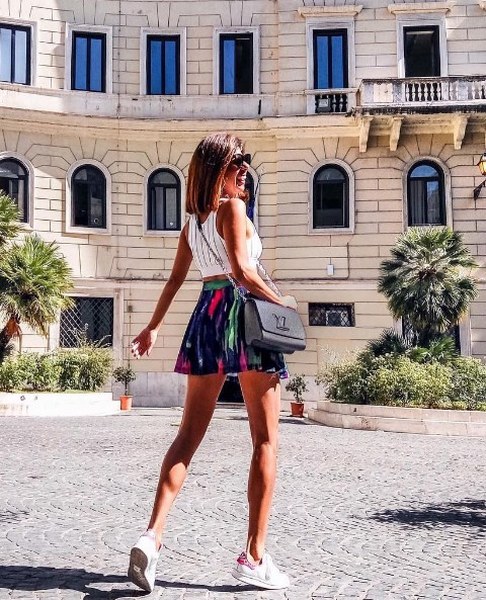 Daha uzun görünmek isteyen kadınlar için modacılardan tüyolar... A24