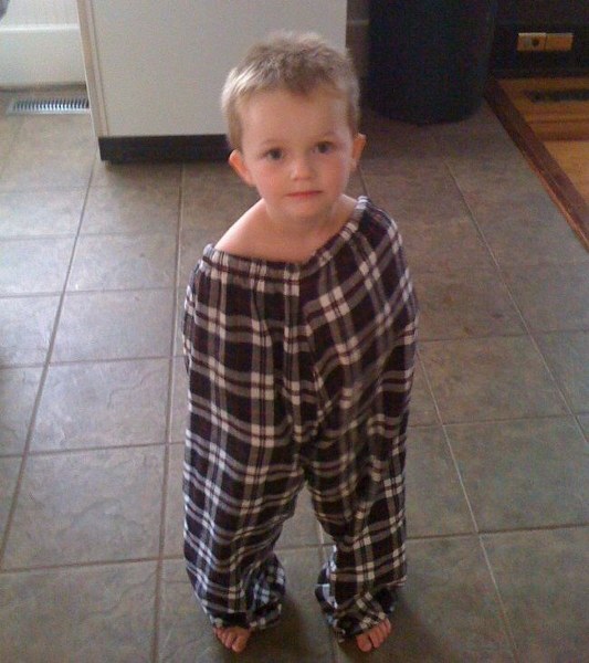 Çocukların yaramazlıklarının sınır tanımadığının ispatı fotoğraflar... A24