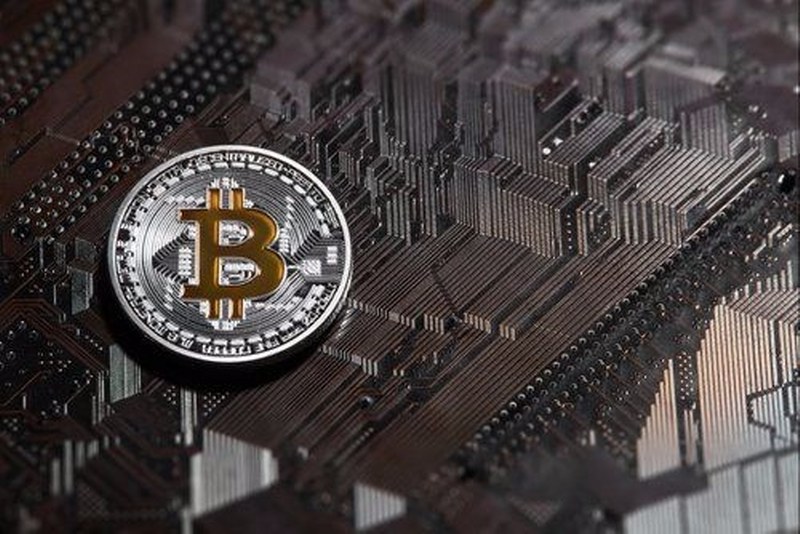 Bitcoin nedir? Nasıl alınır? Blockchain nedir? A24