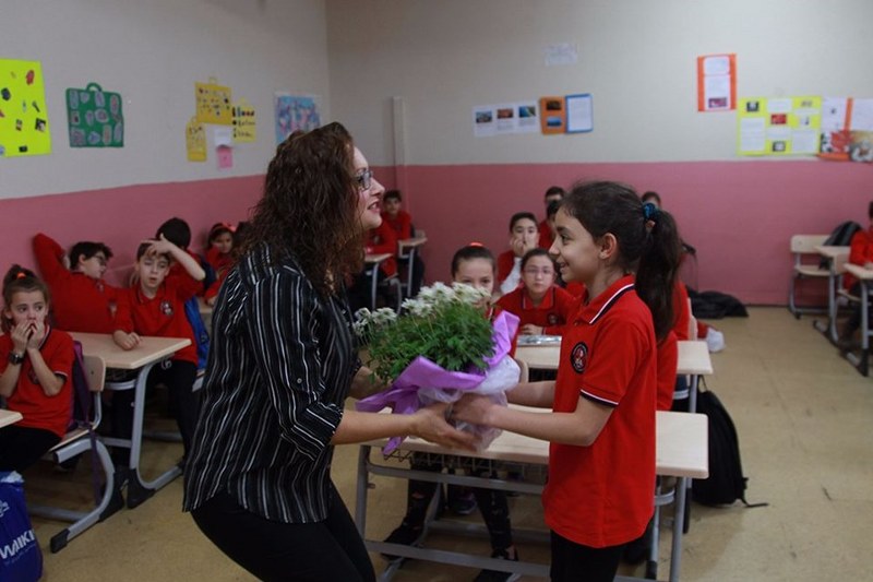 Bugün öğretmenlerin günü! A24