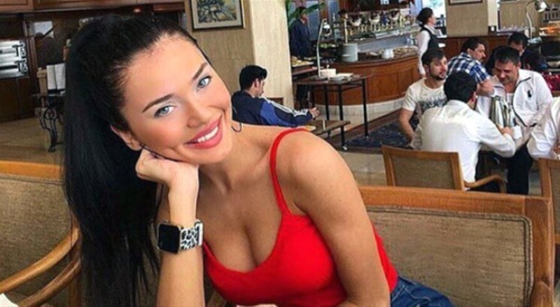 Birbirleri ile akraba olduğunu duyunca şaşıracağınız ünlü isimler... A24