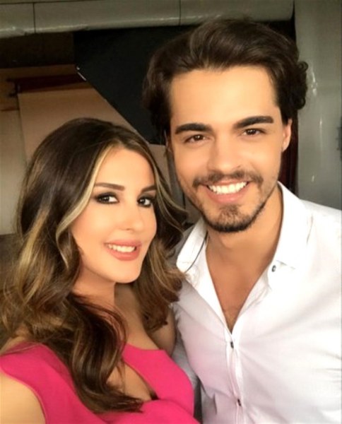 Birbirleri ile akraba olduğunu duyunca şaşıracağınız ünlü isimler... A24