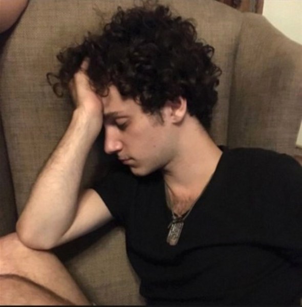 Birbirleri ile akraba olduğunu duyunca şaşıracağınız ünlü isimler... A24