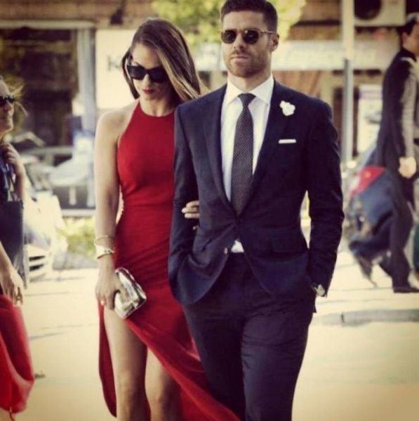 En beğenilen futbolcu Eşleri/Sevgilileri belli oldu... A24