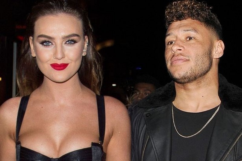 En beğenilen futbolcu Eşleri/Sevgilileri belli oldu... A24