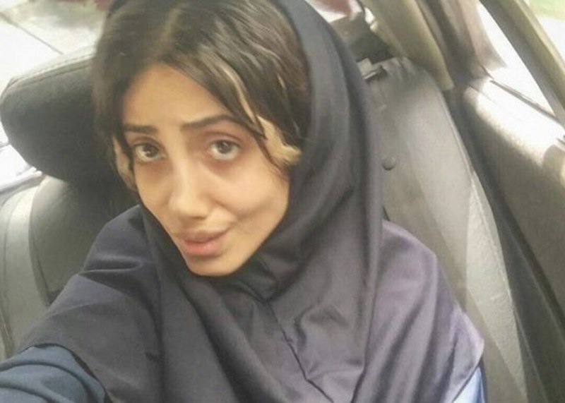 Dünya gündemine oturan Instagram fenomeni genç kadın makyaj yaparak mı böyle görünüyor? A24