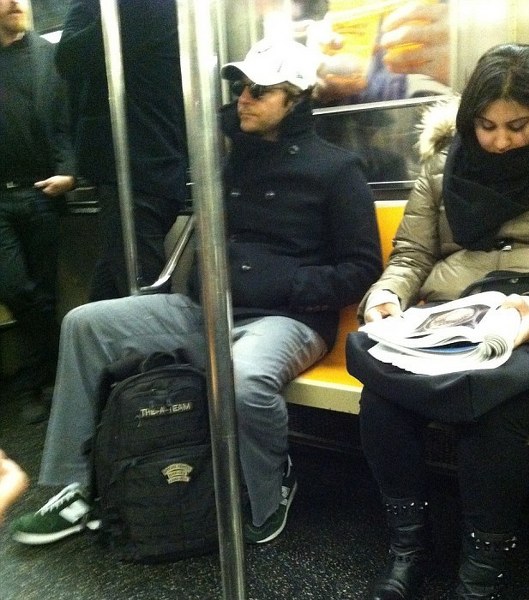 Toplu taşımayı tercih eden ünlü isimler... A24