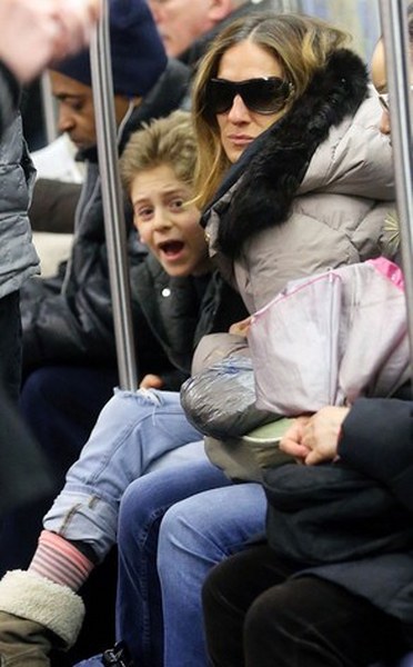 Toplu taşımayı tercih eden ünlü isimler... A24