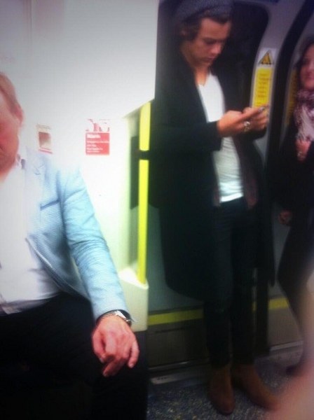 Toplu taşımayı tercih eden ünlü isimler... A24