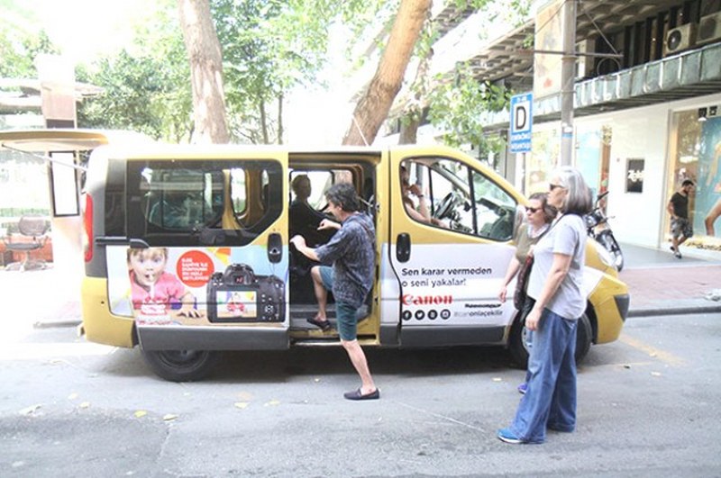 Toplu taşımayı tercih eden ünlü isimler... A24