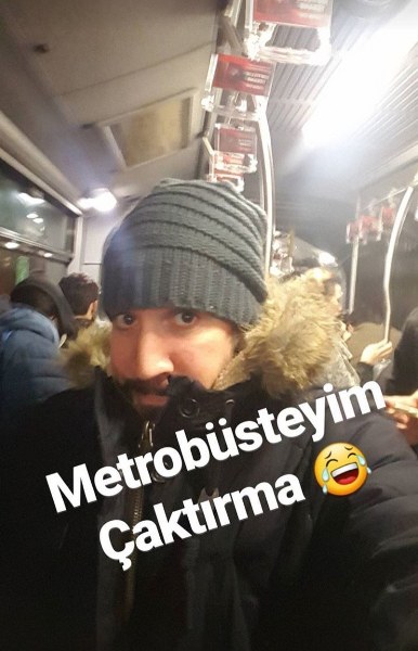 Toplu taşımayı tercih eden ünlü isimler... A24