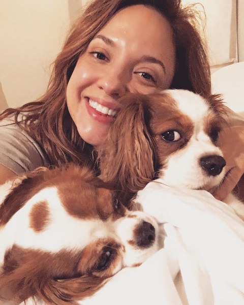 Ünlü isimler ve hayatlarının vazgeçilmez evcil dostları A24