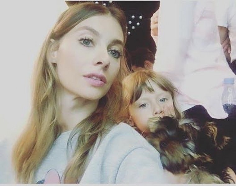 Ünlü isimler ve hayatlarının vazgeçilmez evcil dostları A24