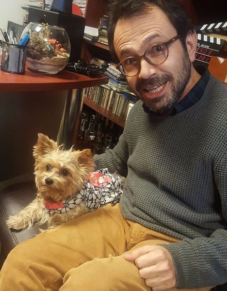 Ünlü isimler ve hayatlarının vazgeçilmez evcil dostları A24