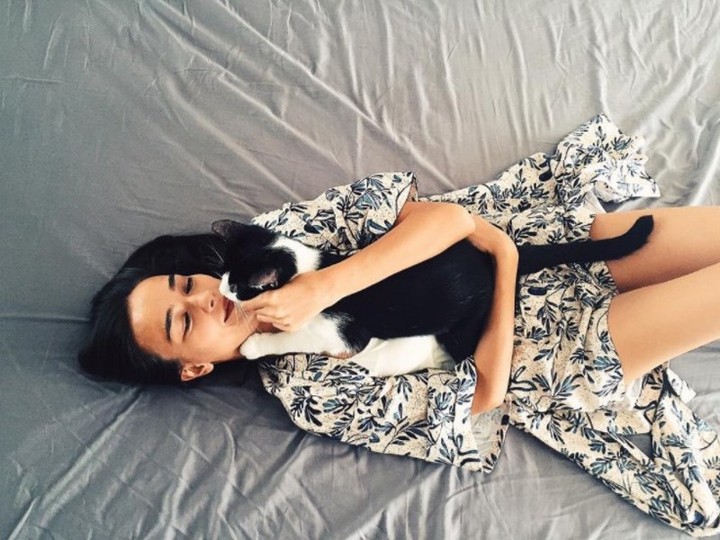 Ünlü isimler ve hayatlarının vazgeçilmez evcil dostları A24