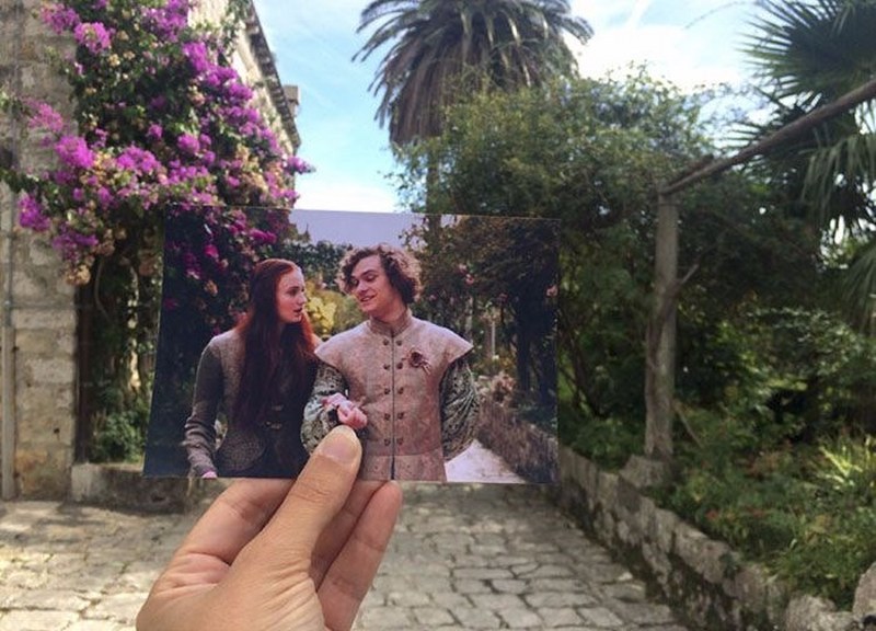 Sahneleri ülke ülke fotoğraflıyor (Game Of Thrones'un peşinde) A24