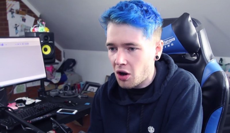 Yıllık kazanç konusunda büyük firmaları bile geride bırakan dünyanın en zengin YouTuber'ı DanTDM A24