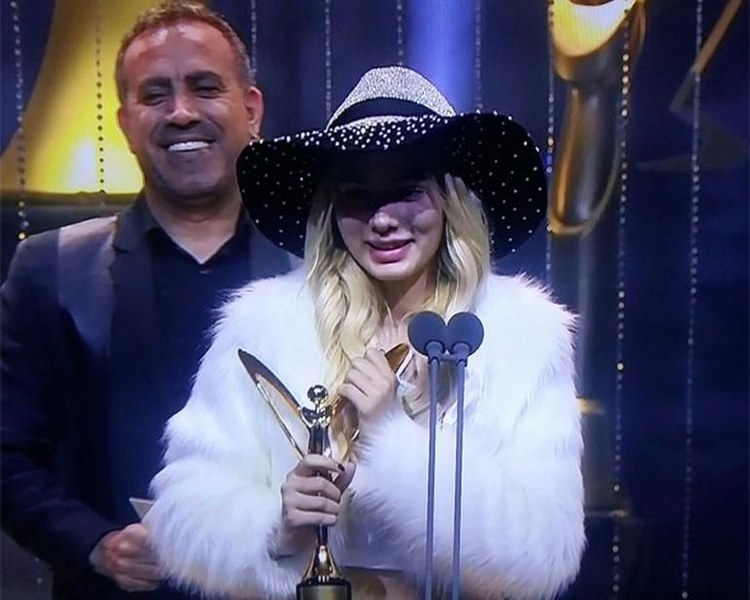 Altın Kelebek Ödülleri'ni kim kazandı? (İşte 44. Altın Kelebek Ödüllerini alan isimler) A24