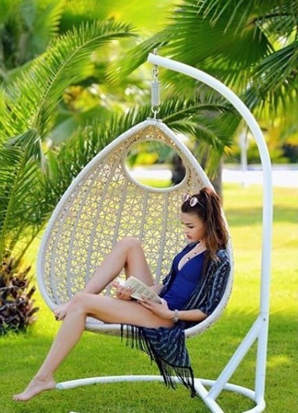 Aslıhan Karalar Best Model of the World oldu A24