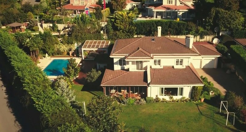 Dizi filmler hangi mekanlarda çekiliyor? A24