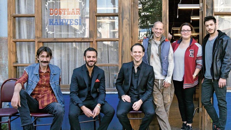 Dizi filmler hangi mekanlarda çekiliyor? A24