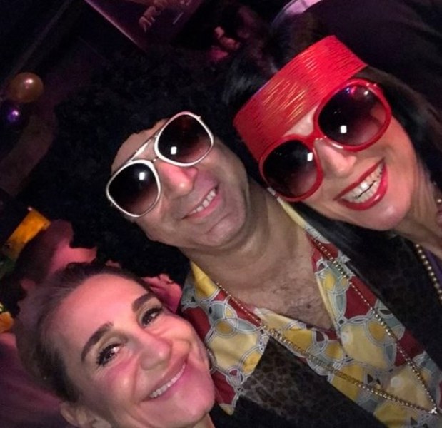 Cem Yılmaz'dan 1969 temalı yılbaşı partisi A24