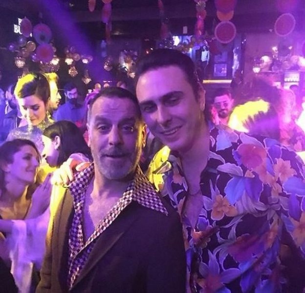 Cem Yılmaz'dan 1969 temalı yılbaşı partisi A24