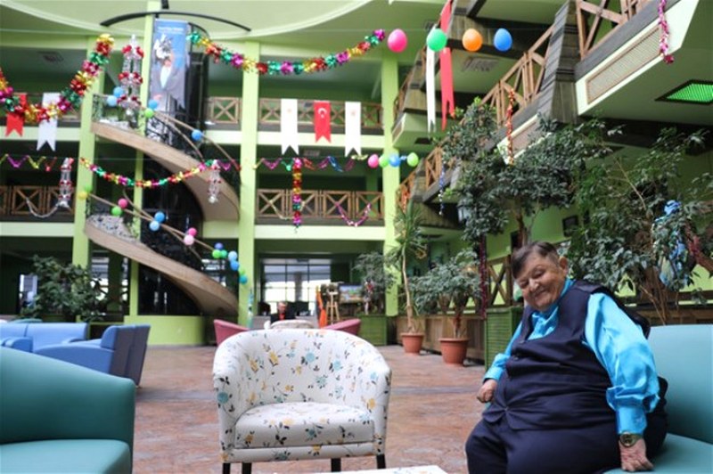 Sezercik filmlerindeki kötü çocuk Şişko Nuri'ye hayat veren Sıtkı Sezgin şimdi ne yapıyor? A24