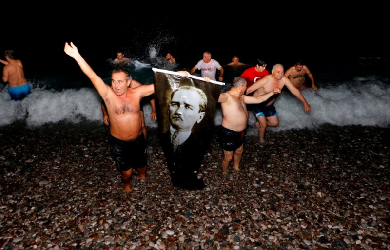 Türkiye'de 2018 yılbaşı kutlaması manzaraları A24