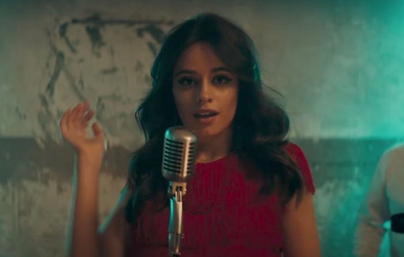 İşte yılbaşında en çok dinlenen şarkılar (Spotify açıkladı) A24