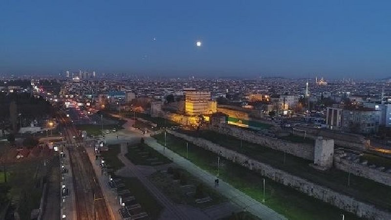 'Süper Ay' İstanbul semalarında A24