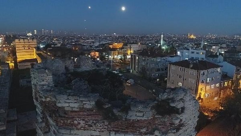 'Süper Ay' İstanbul semalarında A24