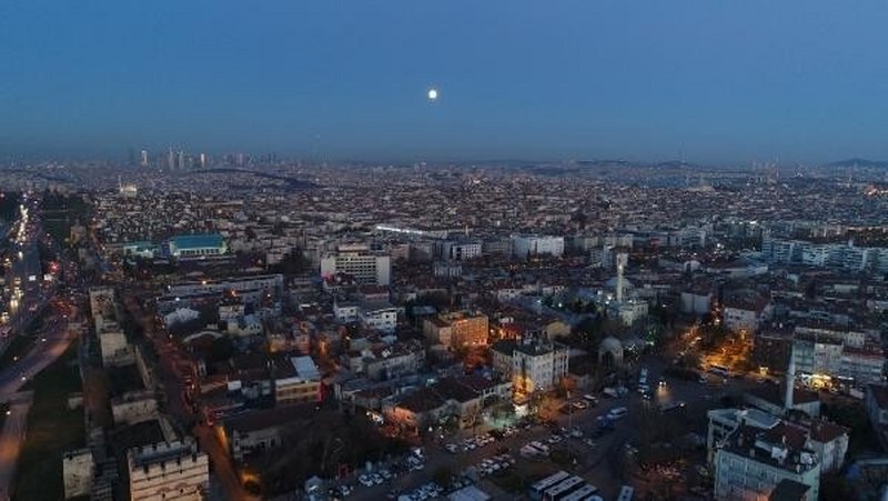 'Süper Ay' İstanbul semalarında A24
