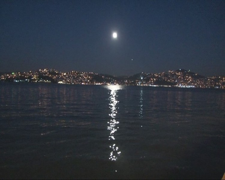 'Süper Ay' İstanbul semalarında A24