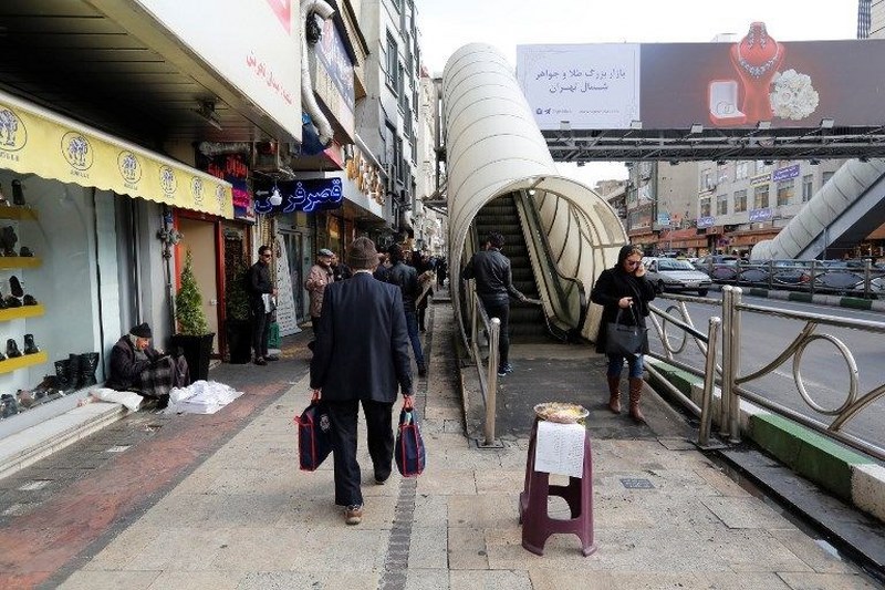 İran'da gösterilerin 7'inci gününde rejim yanlıları sokakta A24
