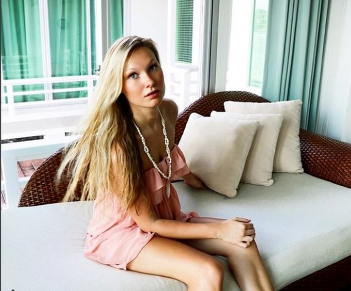 Instagram fenomeni Türk kadın pilotlar A24