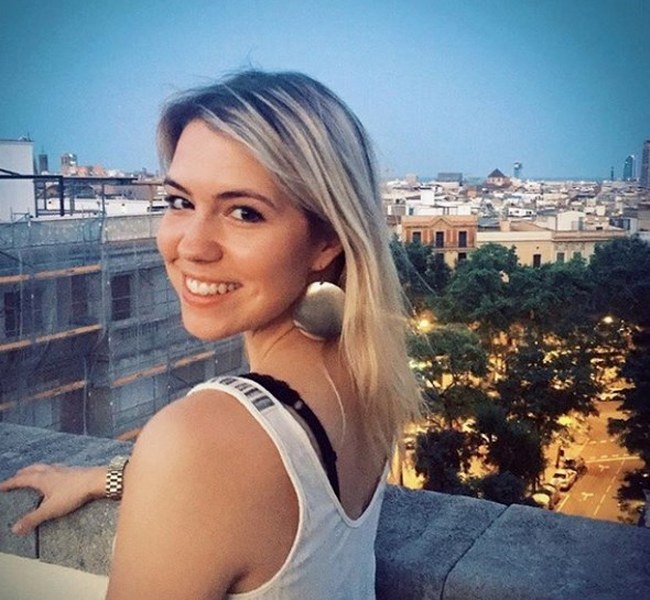 Instagram fenomeni Türk kadın pilotlar A24