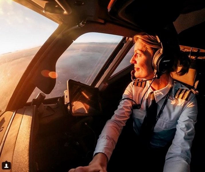 Instagram fenomeni Türk kadın pilotlar A24