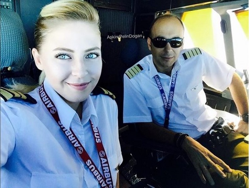 Instagram fenomeni Türk kadın pilotlar A24