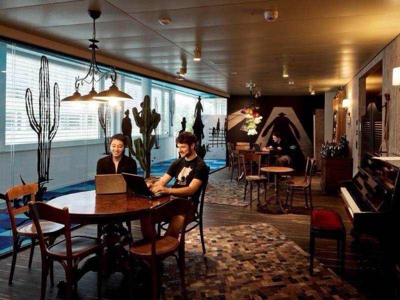 Google'ın en şanslı çalışanları: Zooglers A24