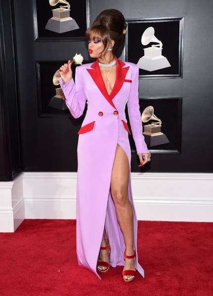 2018 Grammy Ödül Töreni'nde şıklık yarışı (Şeyma Subaşı kırmızı halıda) A24