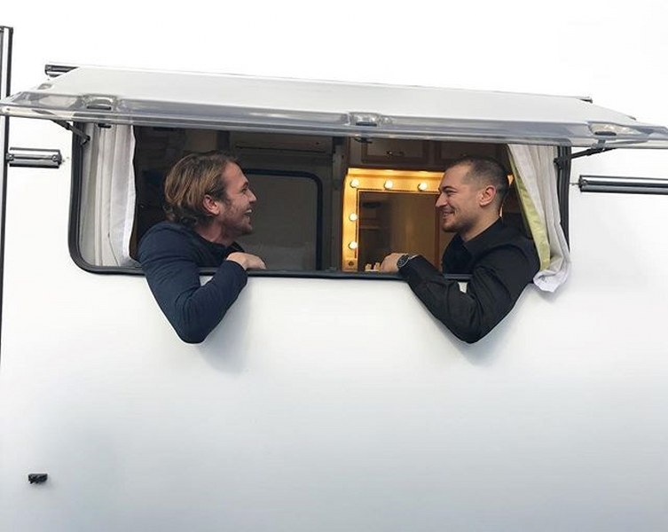 Ünlü isimlerin setlerden paylaştığı en doğal anlar A24