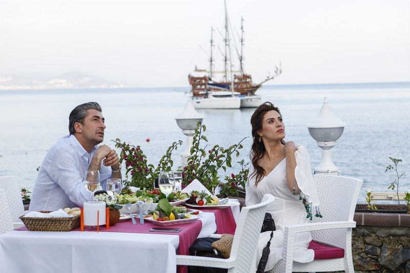 Bir dizi aşkı daha gerçek oldu... A24