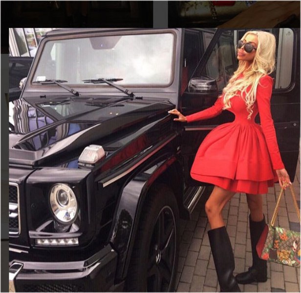 Ona dünyanın en çirkin gelini demişlerdi! Şimdiki hali şaşırttı! A24