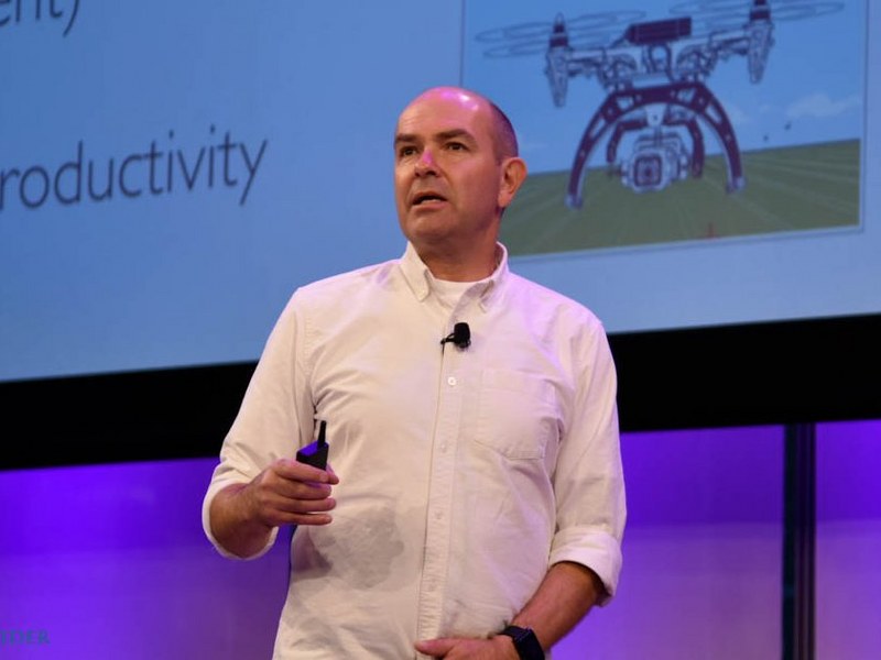 Çocuklarını Teknolojiye Bulaştırmayan 5 Teknoloji Patronu A24